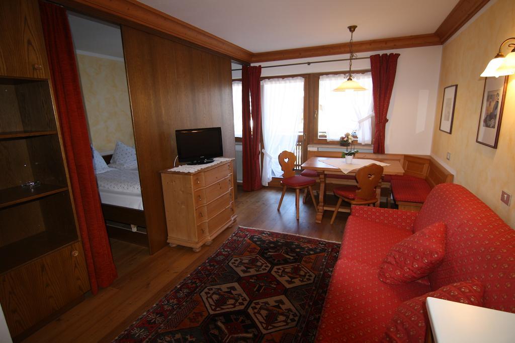 Residence Mairhofer Dobbiaco Rom bilde