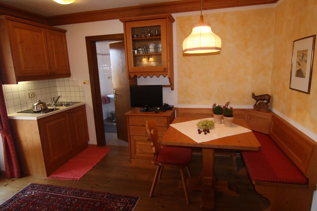 Residence Mairhofer Dobbiaco Rom bilde
